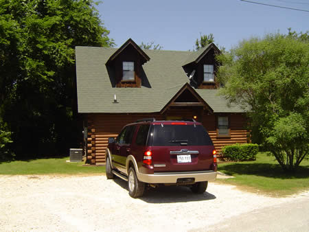 A photo of the log cabin that 5 Alpha Leaders stayed at